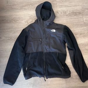 The North Face Men’s Full Zip Black Fleece Jacket